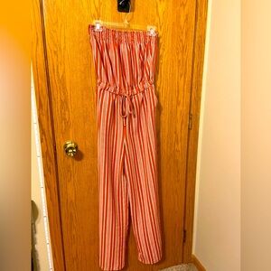 New w/o tags. New Journeys size small 4/6.